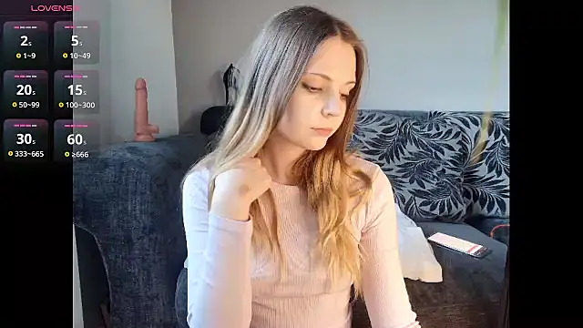 Frosty Princess online show from December 2, 2025, 2:19 pm