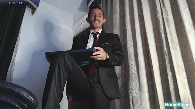 HomeAloneK online show from March 18, 2025, 7:44 pm