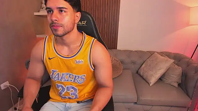 Snapshot of liam_collins21 chatting on February 16, 2026, 11:42 am liam collins21 online show from February 16, 2026, 11:42 am