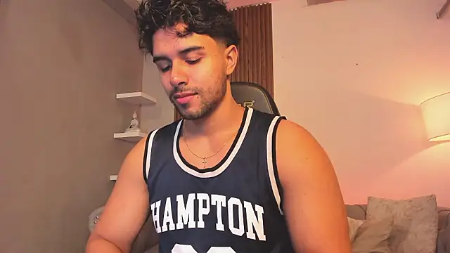 Snapshot of liam_collins21 chatting on February 18, 2026, 12:12 pm liam collins21 online show from February 18, 2026, 12:12 pm