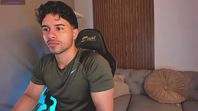 liam collins21 online show from March 8, 2026, 11:57 am