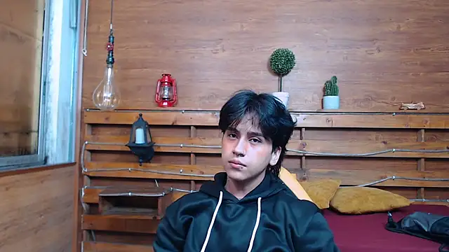 alex 477 online show from November 12, 2025, 11:47 am