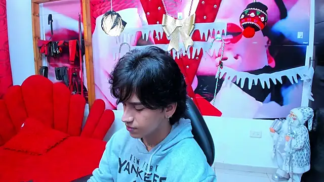 alex 477 online show from February 5, 2026, 11:39 am