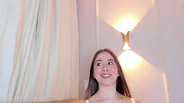 Lia walton online show from November 5, 2025, 10:46 pm