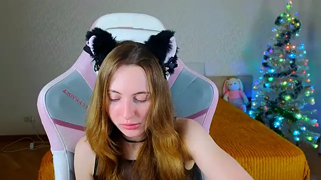 Cowell Adelina online show from December 20, 2025, 9:34 am