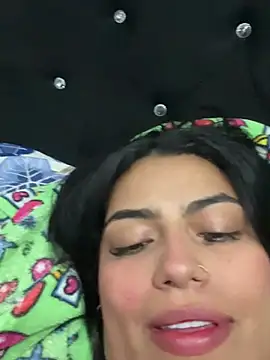 Snapshot of kiana_cream chatting on February 28, 2025, 4:10 am kiana cream online show from February 28, 2025, 4:10 am