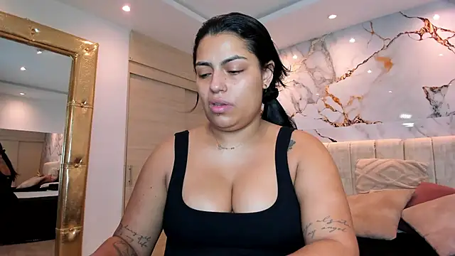 kiana cream online show from June 1, 2026, 11:54 am