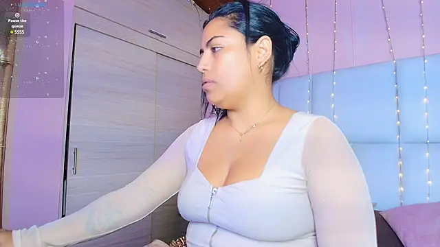 Snapshot of kiana_cream chatting on March 5, 2025, 11:38 am kiana cream online show from March 5, 2025, 11:38 am