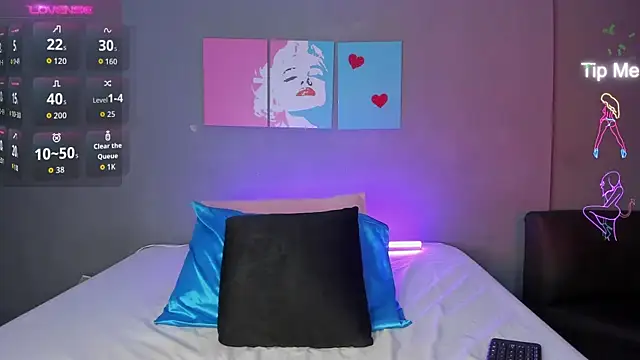 IsabellaSpencer online show from October 27, 2025, 10:11 pm