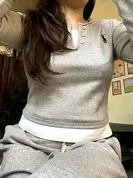 Snapshot of Ruby_bear chatting on December 19, 2025, 3:54 am Ruby bear online show from December 19, 2025, 3:54 am