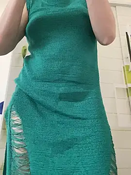 Ruby bear online show from March 19, 2025, 3:41 am