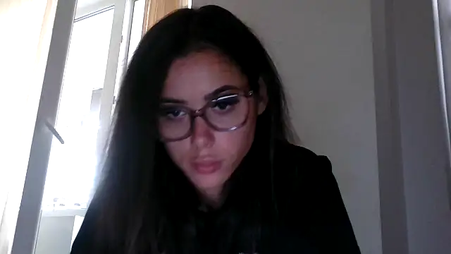 LovelyJulliette online show from October 16, 2025, 11:51 am