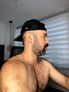 Snapshot of ADONIS_ART01 chatting on November 14, 2025, 1:04 pm ADONIS ART01 online show from November 14, 2025, 1:04 pm