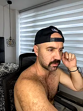 Snapshot of ADONIS_ART01 chatting on October 30, 2025, 5:21 pm ADONIS ART01 online show from October 30, 2025, 5:21 pm