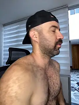 Snapshot of ADONIS_ART01 chatting on November 3, 2025, 3:04 pm ADONIS ART01 online show from November 3, 2025, 3:04 pm