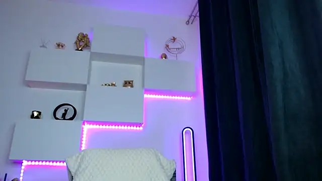 arianatattoos online show from March 30, 2026, 8:49 am