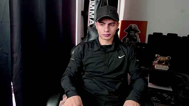 Snapshot of Stiven_CL chatting on February 21, 2026, 2:41 pm Stiven CL online show from February 21, 2026, 2:41 pm