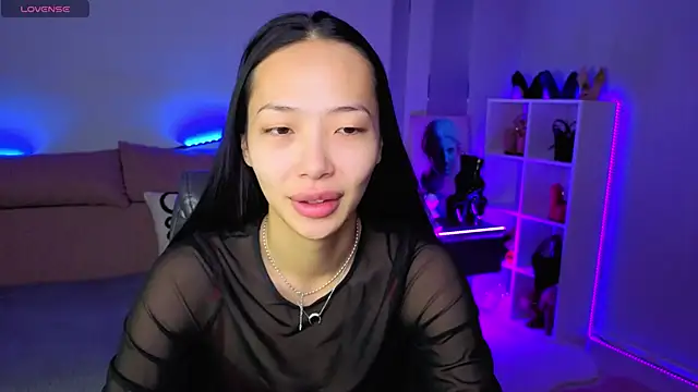  MIURA  online show from November 13, 2025, 1:09 am