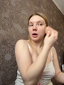 AmmyHot online show from February 7, 2026, 4:09 am