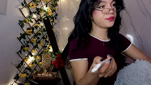 Snapshot of jeimy_garcia chatting on February 27, 2026, 12:05 pm jeimy garcia online show from February 27, 2026, 12:05 pm