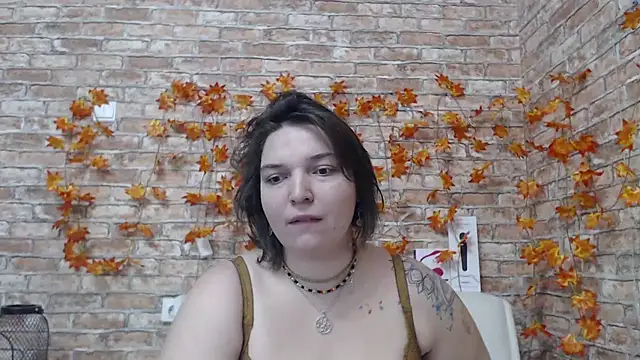 Amelia Kiss  online show from November 10, 2025, 12:48 am