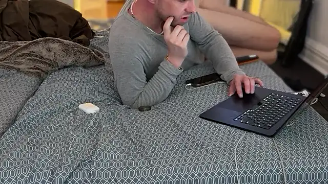 CupidZass online show from October 28, 2025, 9:25 pm