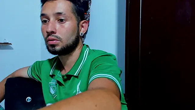 Bad Couple 1 online show from October 26, 2025, 6:52 pm