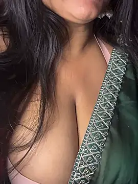 Snapshot of Playful__Princess chatting on March 4, 2026, 3:03 am Playful Princess online show from March 4, 2026, 3:03 am