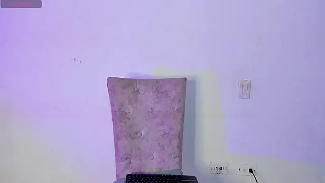 Camila Coxx online show from April 19, 2026, 7:31 am