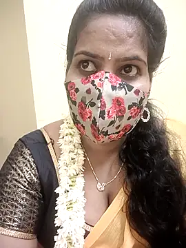 melina214 online show from May 2, 2026, 3:50 pm