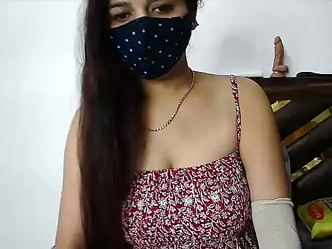 Gloie4u online show from December 16, 2025, 8:51 am