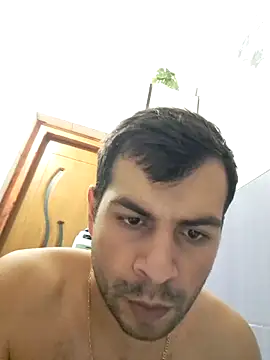 hornny1995 online show from November 22, 2025, 3:33 pm