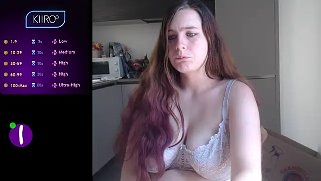 Snapshot of Dominahot4you chatting on September 14, 2025, 7:53 am Dominahot4you online show from September 14, 2025, 7:53 am
