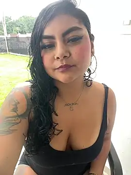 Juli Walker online show from March 5, 2026, 2:35 pm