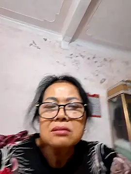 Hotestlove online show from November 29, 2025, 11:54 am