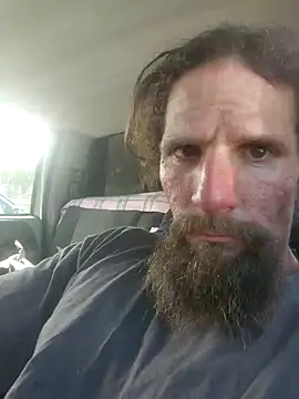 Snapshot of Crackkers chatting on January 20, 2025, 6:43 pm Crackkers online show from January 20, 2025, 6:43 pm