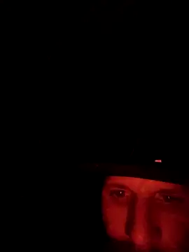 Snapshot of Crackkers chatting on December 5, 2024, 1:53 am Crackkers online show from December 5, 2024, 1:53 am