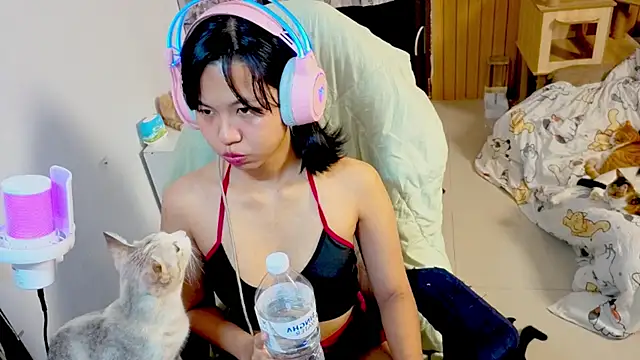 Kana G online show from November 5, 2025, 6:44 pm