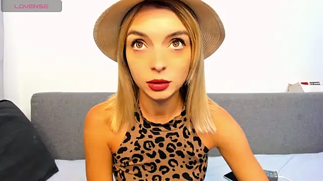  ellen meow  online show from September 23, 2025, 8:27 pm