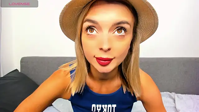  ellen meow  online show from September 22, 2025, 8:26 pm