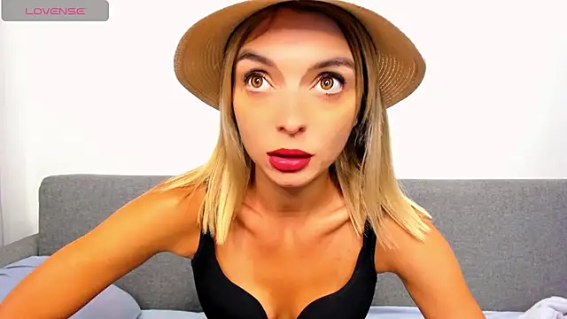  ellen meow  online show from September 17, 2025, 7:49 pm