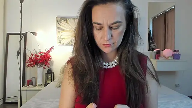 JoyCasidy online show from October 4, 2025, 1:34 pm