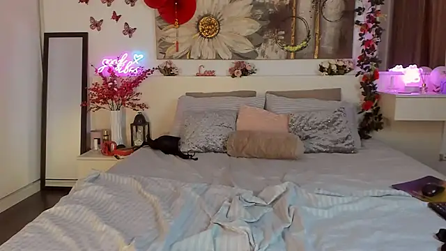 JoyCasidy online show from February 25, 2025, 6:55 pm