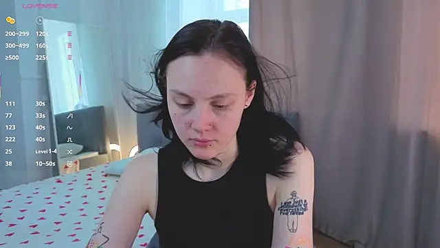 MaryCoopeer online show from July 10, 2026, 5:07 am