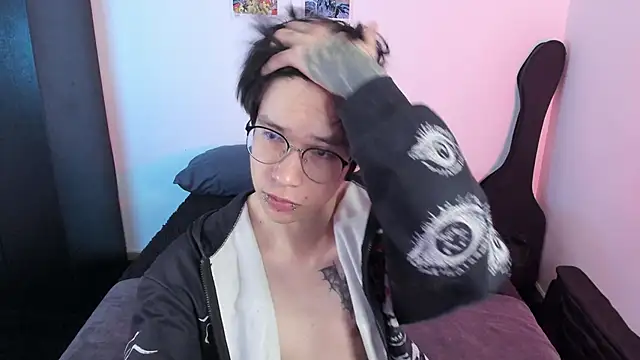 Aventure Twinks online show from November 22, 2025, 3:49 am