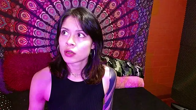 Snapshot of AbbySccott chatting on February 14, 2025, 12:51 am AbbySccott online show from February 14, 2025, 12:51 am