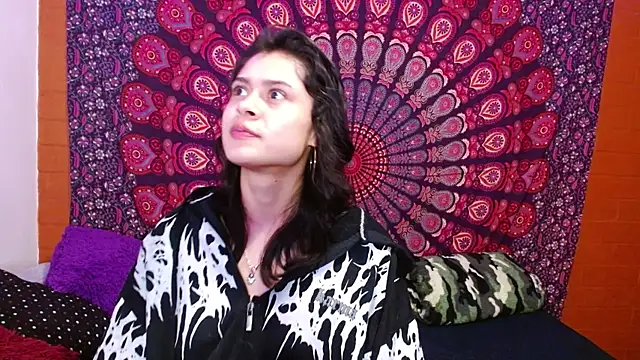 Snapshot of AbbySccott chatting on October 24, 2025, 12:31 am AbbySccott online show from October 24, 2025, 12:31 am