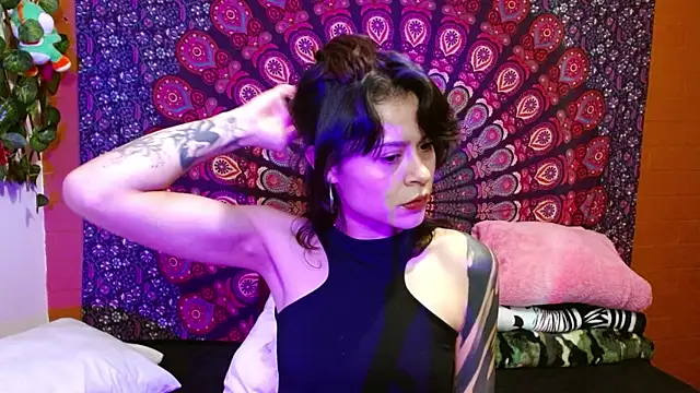 Snapshot of AbbySccott chatting on March 12, 2025, 11:12 pm AbbySccott online show from March 12, 2025, 11:12 pm