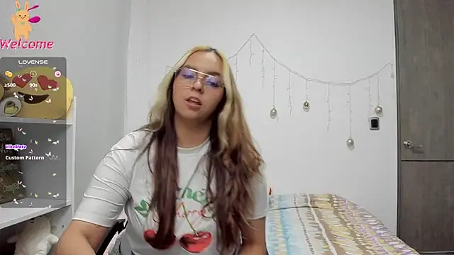 Valery7rose  online show from March 20, 2025, 1:24 am