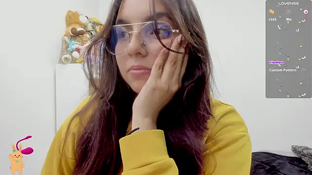 Valery7rose  online show from November 12, 2025, 2:37 am